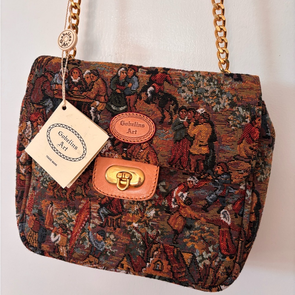 Vintage Gobelins Art Tapestry Shoulder Bag in Multicolor with Gold Chain